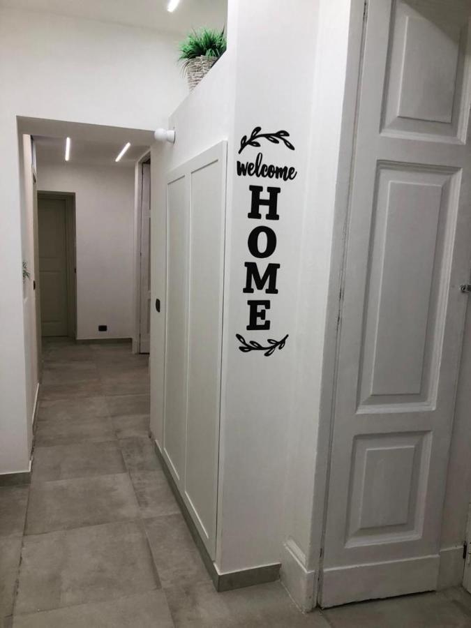 Nadyle House Hotel Napoli Bagian luar foto