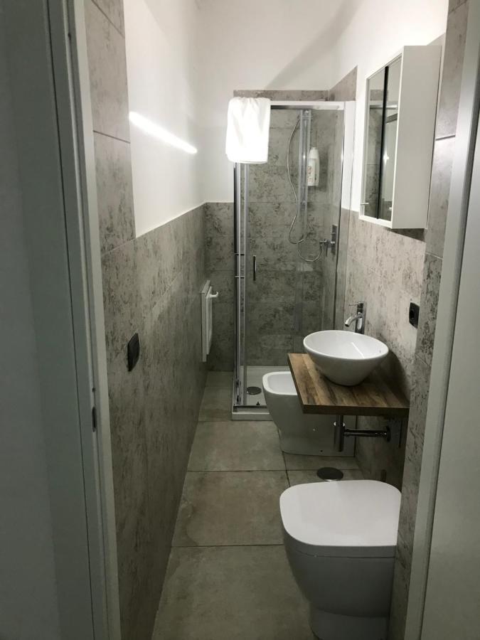 Nadyle House Hotel Napoli Bagian luar foto