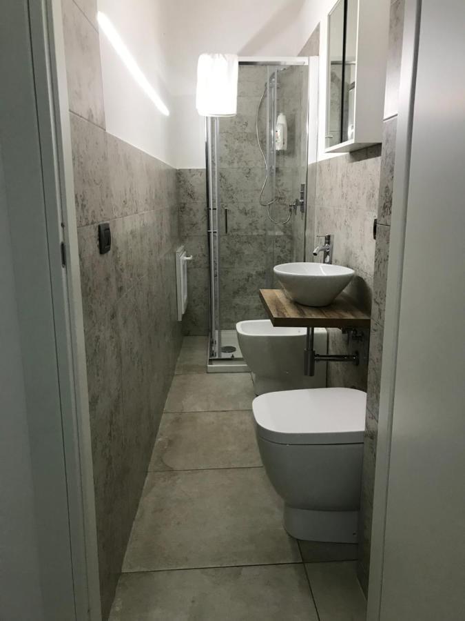 Nadyle House Hotel Napoli Bagian luar foto